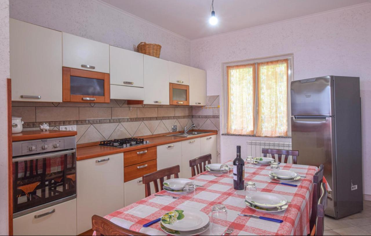 Confortevole E Spazioso Appartamento 100Mq A Falerna Con Vista Panoramica Sul Golfo Con Free Wifi E Smart Tv Екстер'єр фото